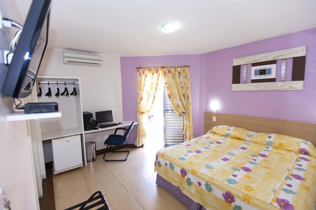 Hotel Oly Plaza Пирасикаба Стая снимка
